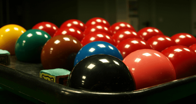 snooker balls
